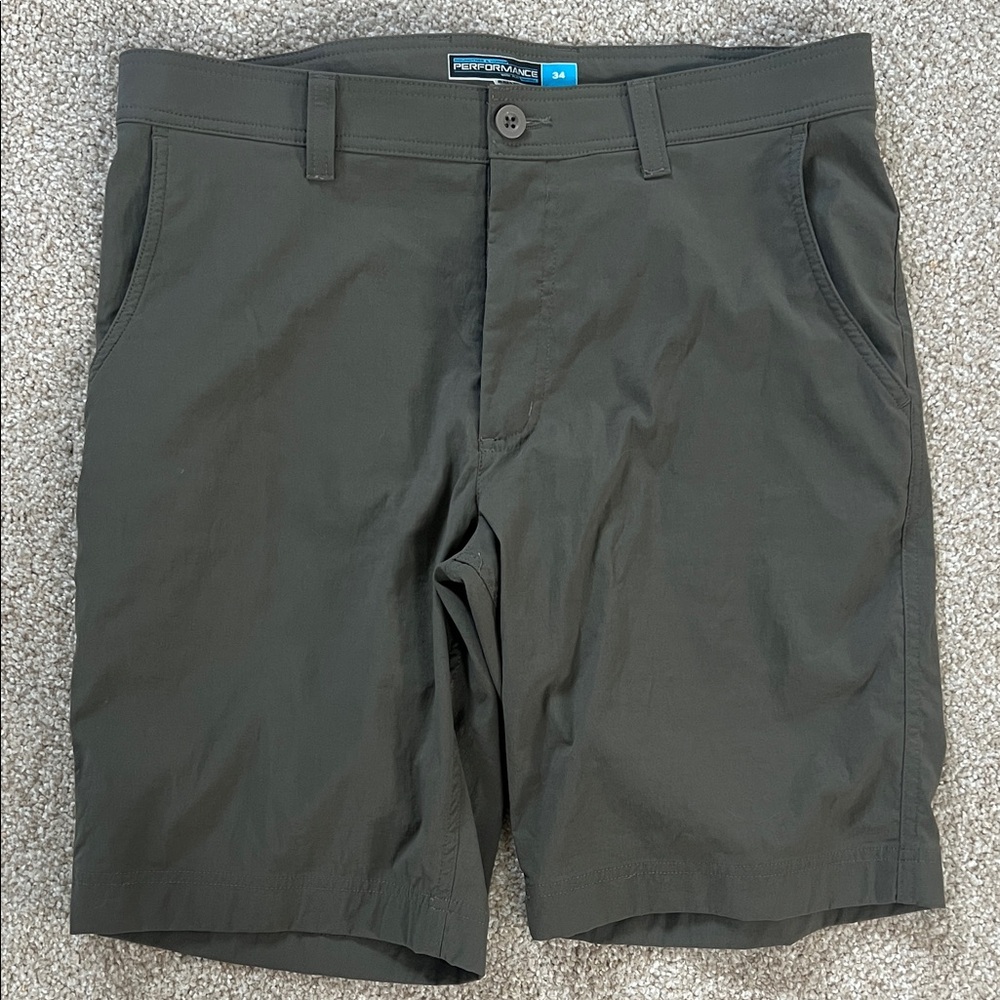 Roundtree & Yorke Men's Gray/Green Flat Front Performance Shorts